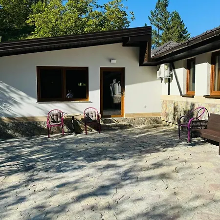 With Private Pool *